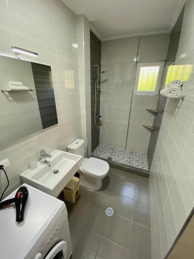 Evgenia'S Apartment Sarande Exterior photo